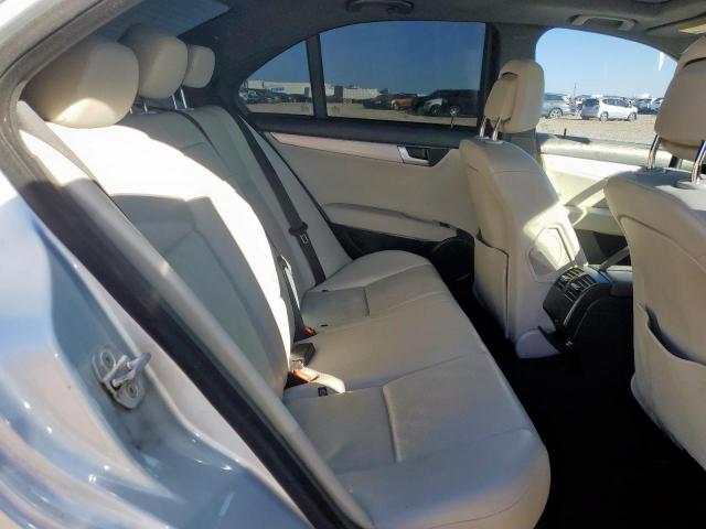 Mercedes-Benz C-Class 250 Image 6