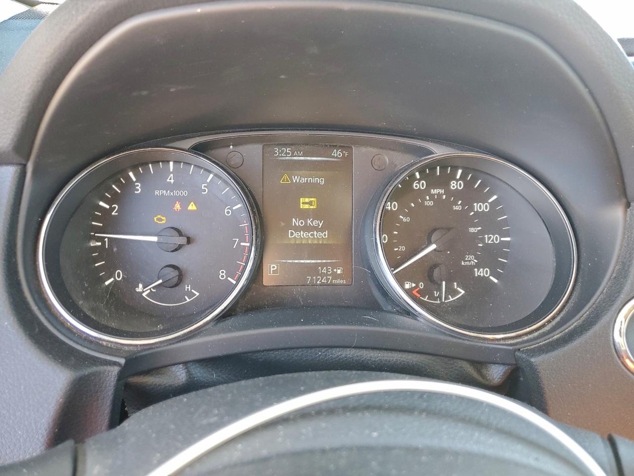 Nissan Rogue S Image 7