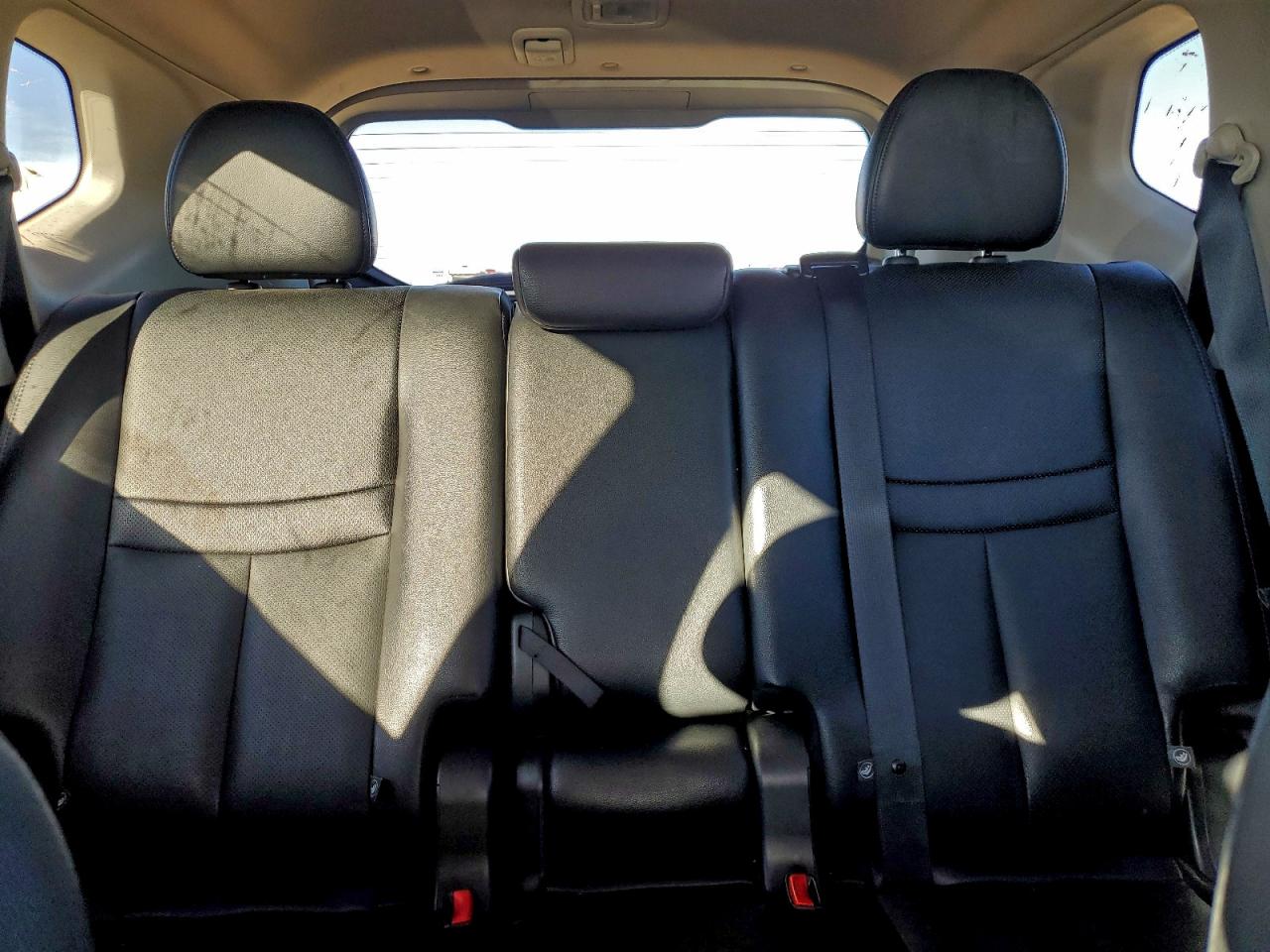 Nissan Rogue S Image 8