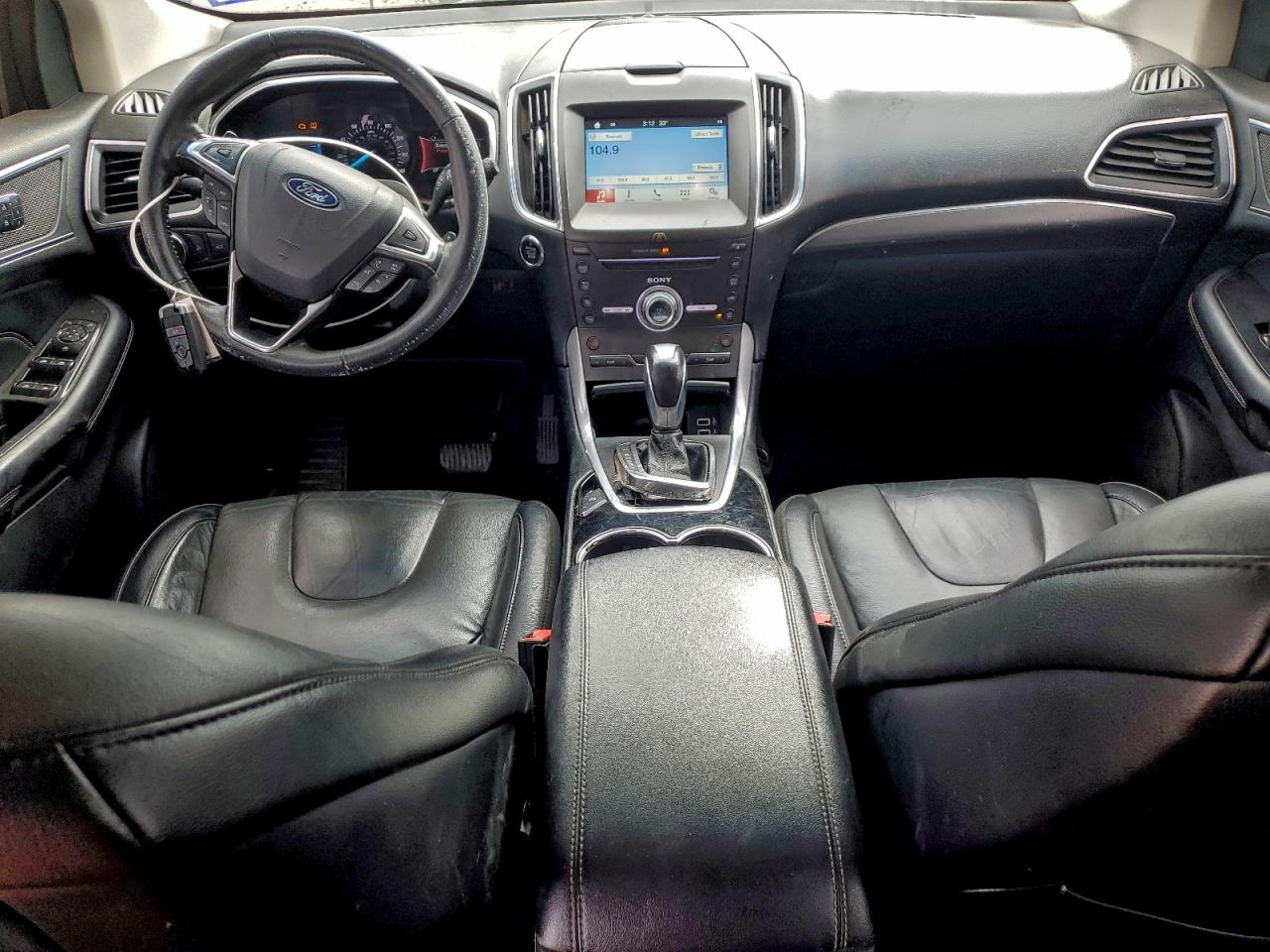 Ford Edge Titanium Image 9
