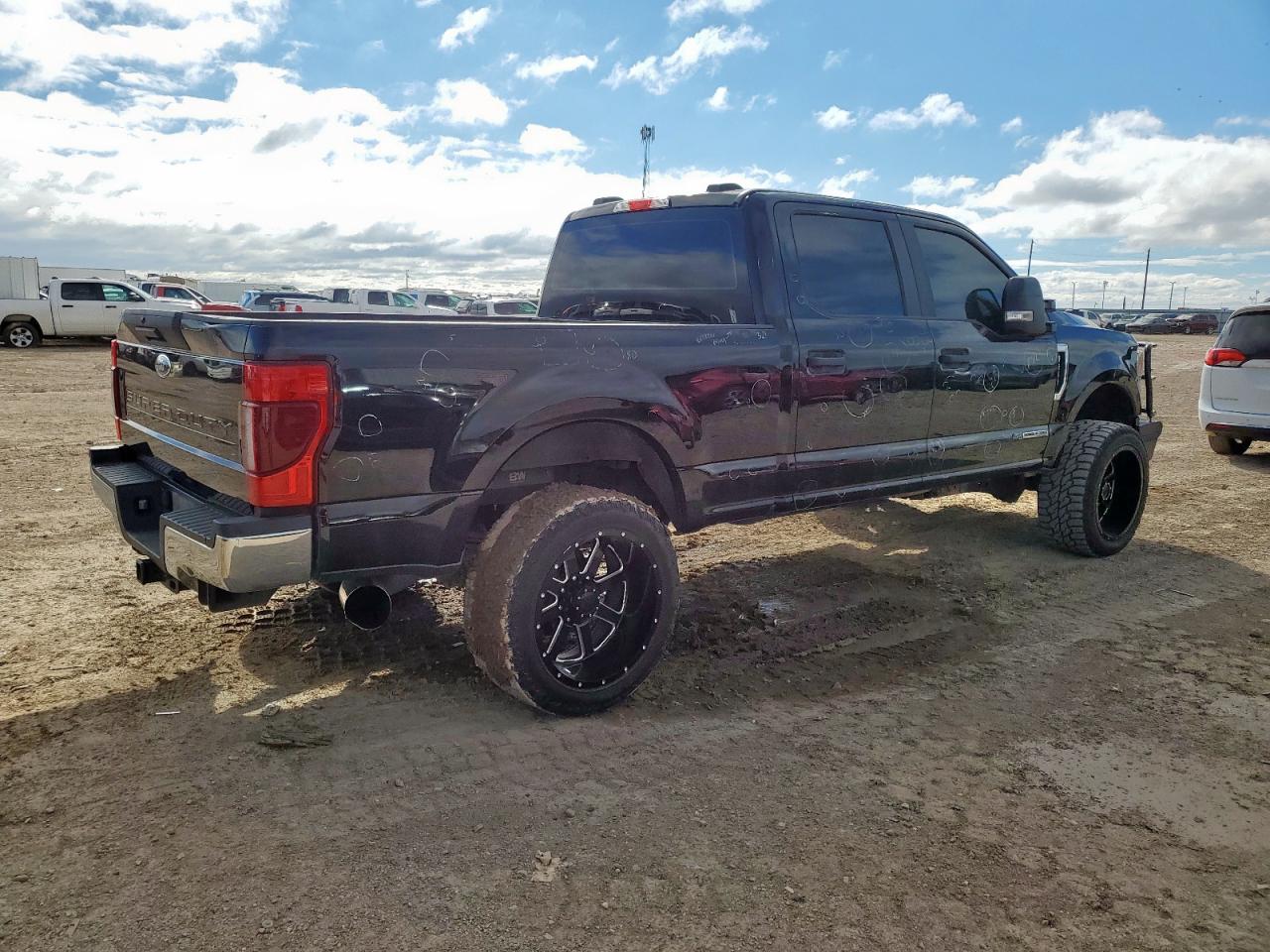 Ford F-250 Super Duty Image 4