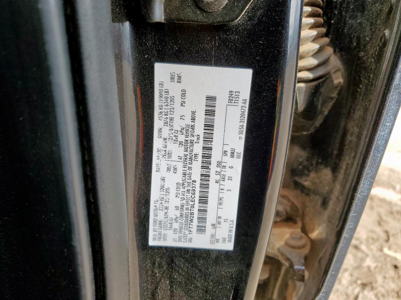 Ford F-250 Super Duty Image 9