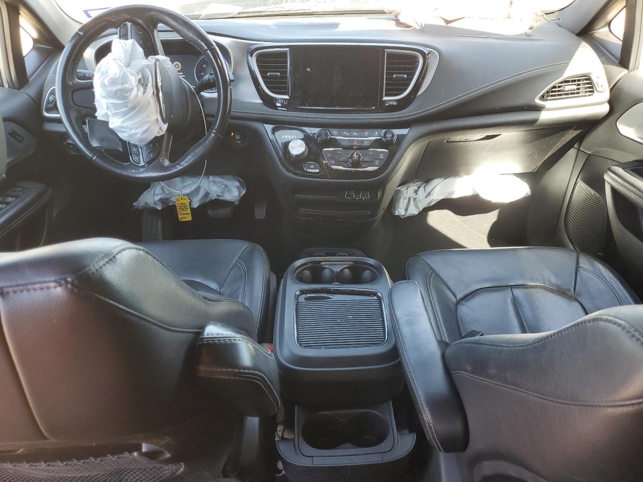 Chrysler Pacifica Touring L Image 7