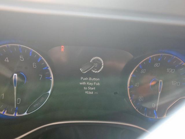 Chrysler Pacifica Touring L Image 4