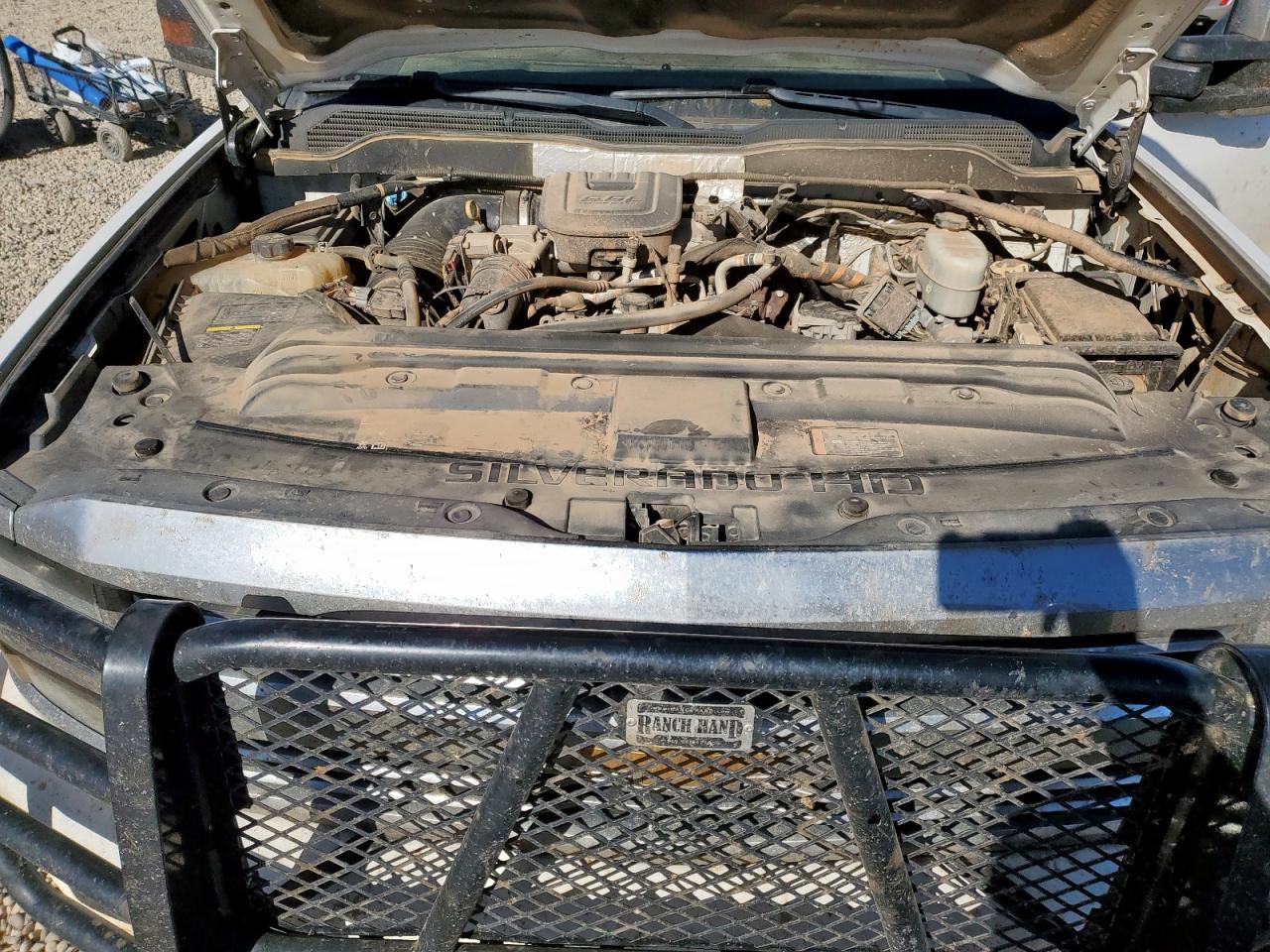 Chevrolet Silverado K3500 High Country Image 9