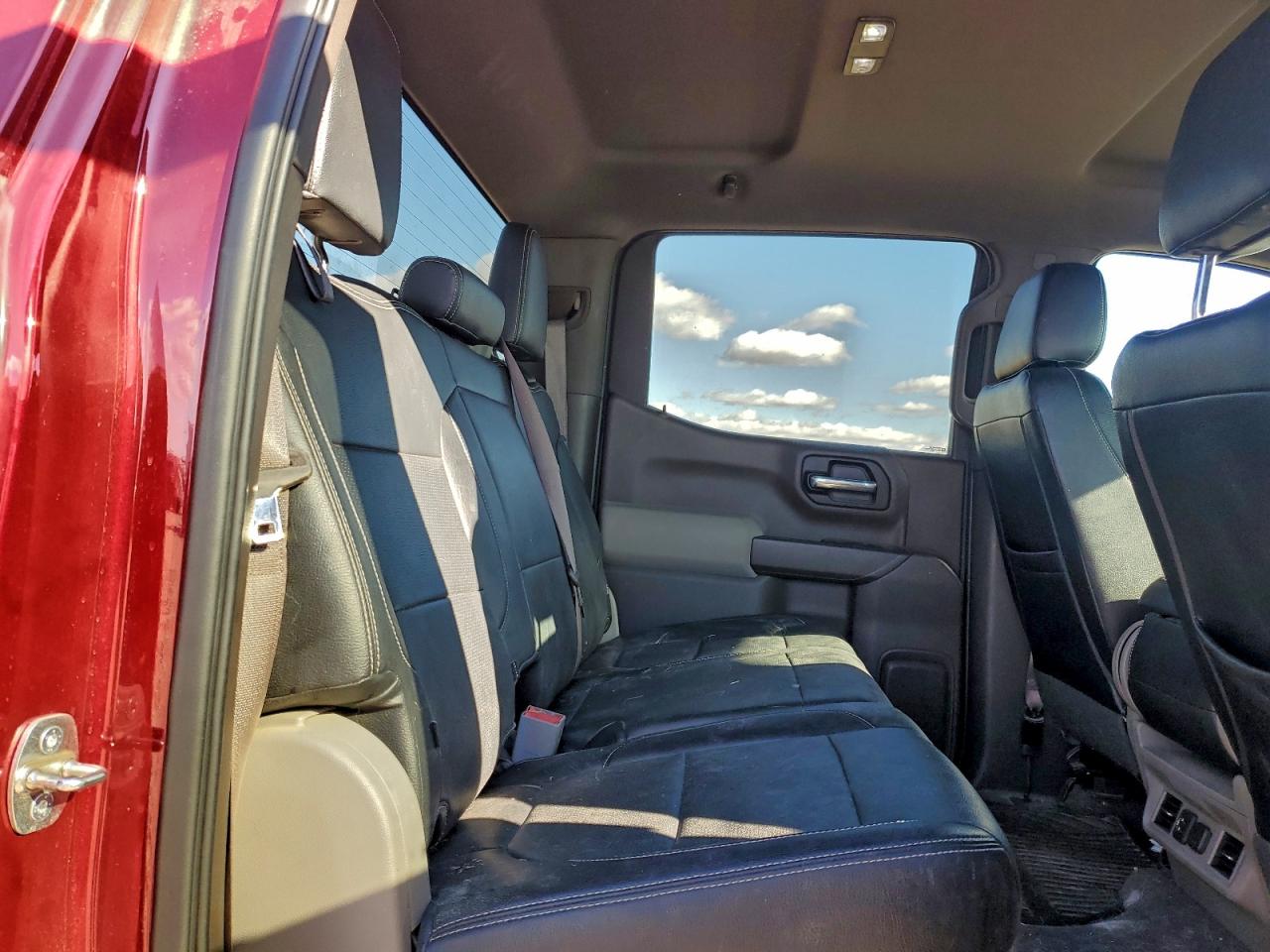 Chevrolet Silverado K1500 Lt Image 10