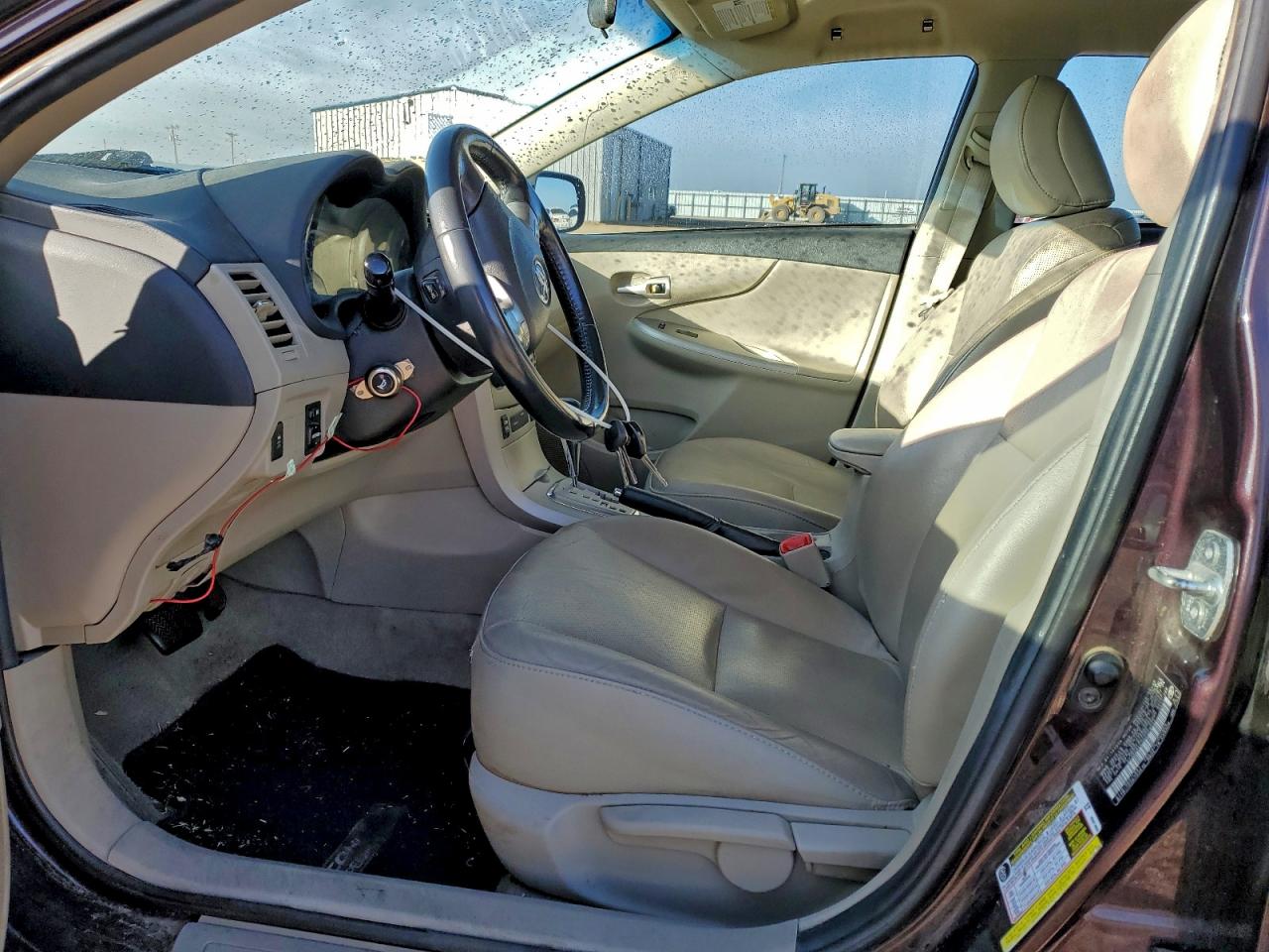 Toyota Corolla Base Image 4