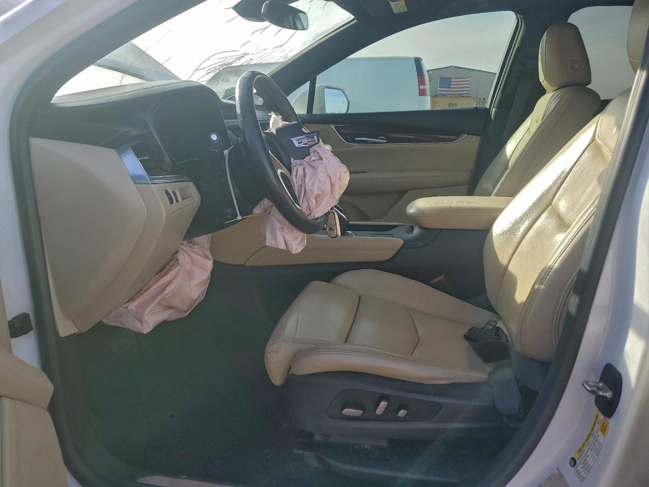 Cadillac XT5 Luxury Image 8