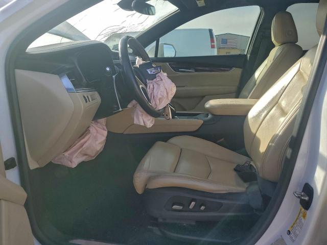 Cadillac XT5 Luxury Image 8