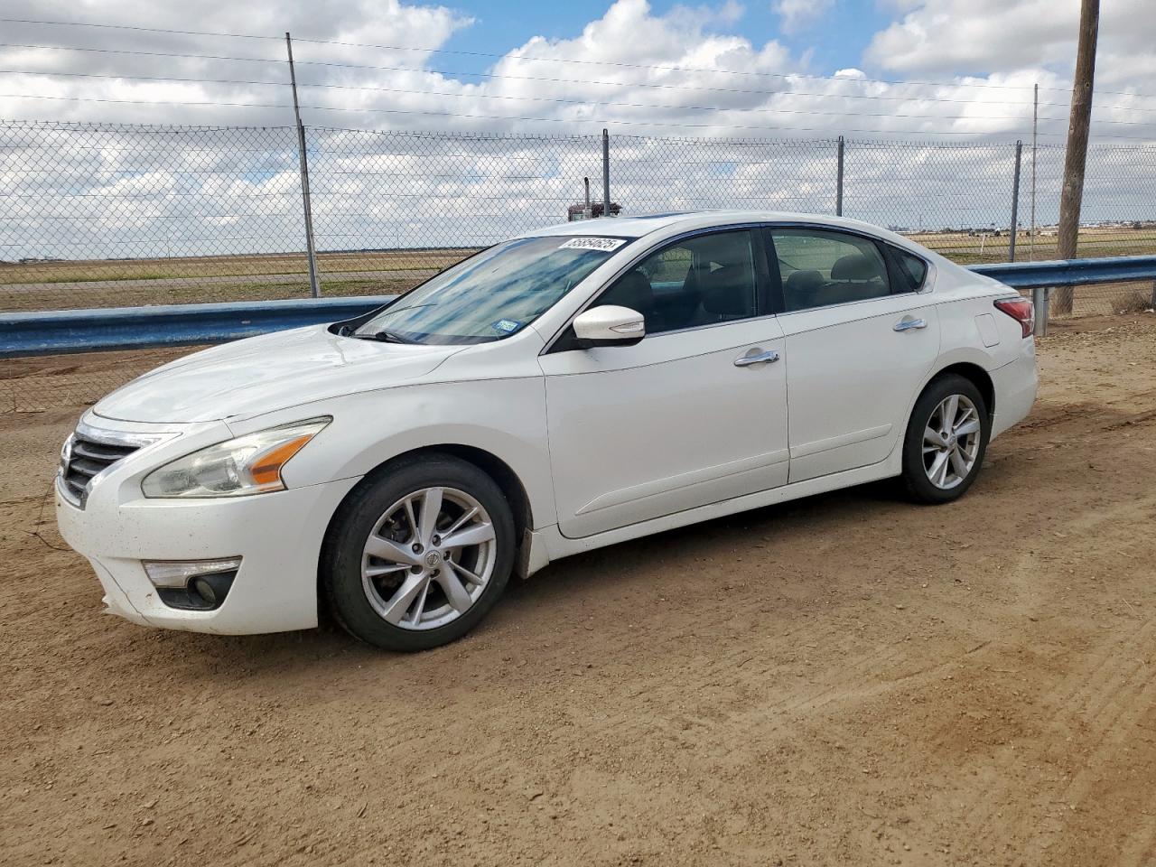 Nissan Altima 2.5 Image 1