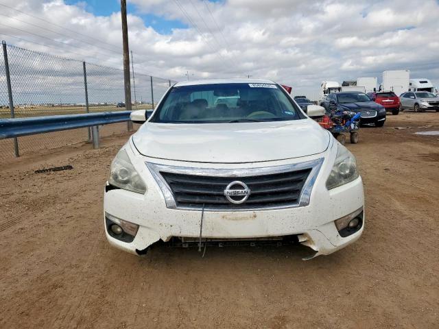 Nissan Altima 2.5 Image 5