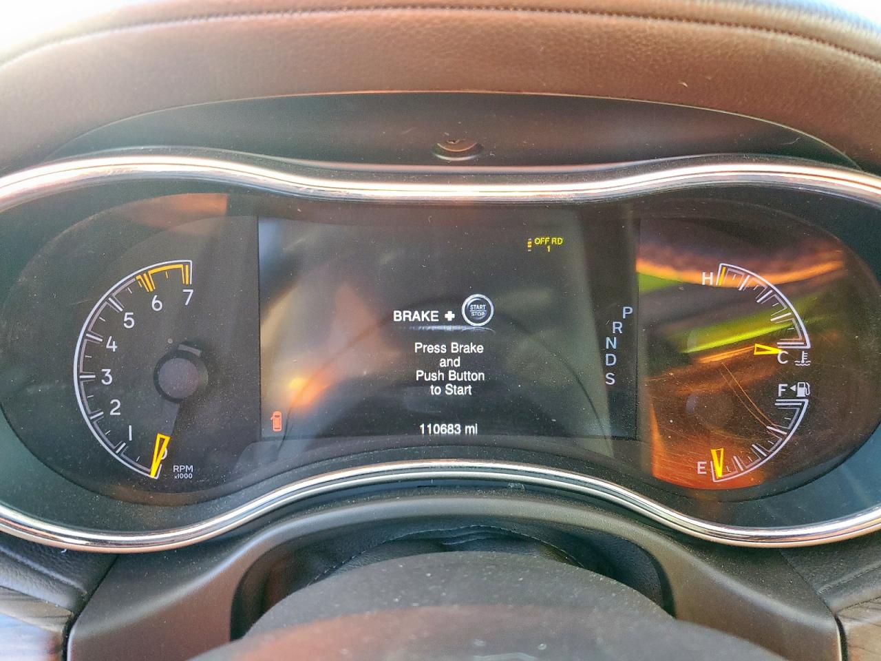 Jeep Grand Cherokee Overland Image 13