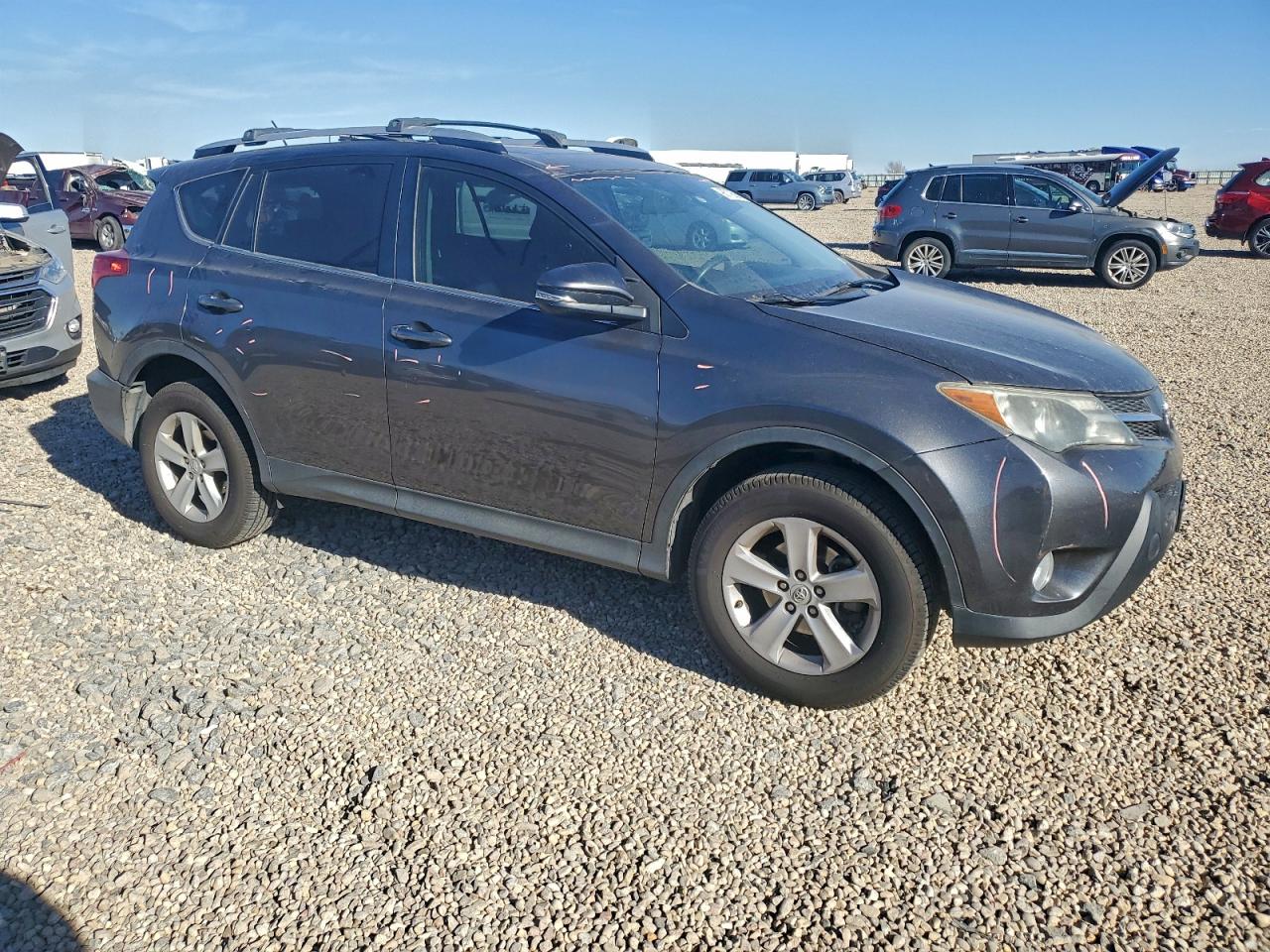 Toyota RAV4 Xle Image 11