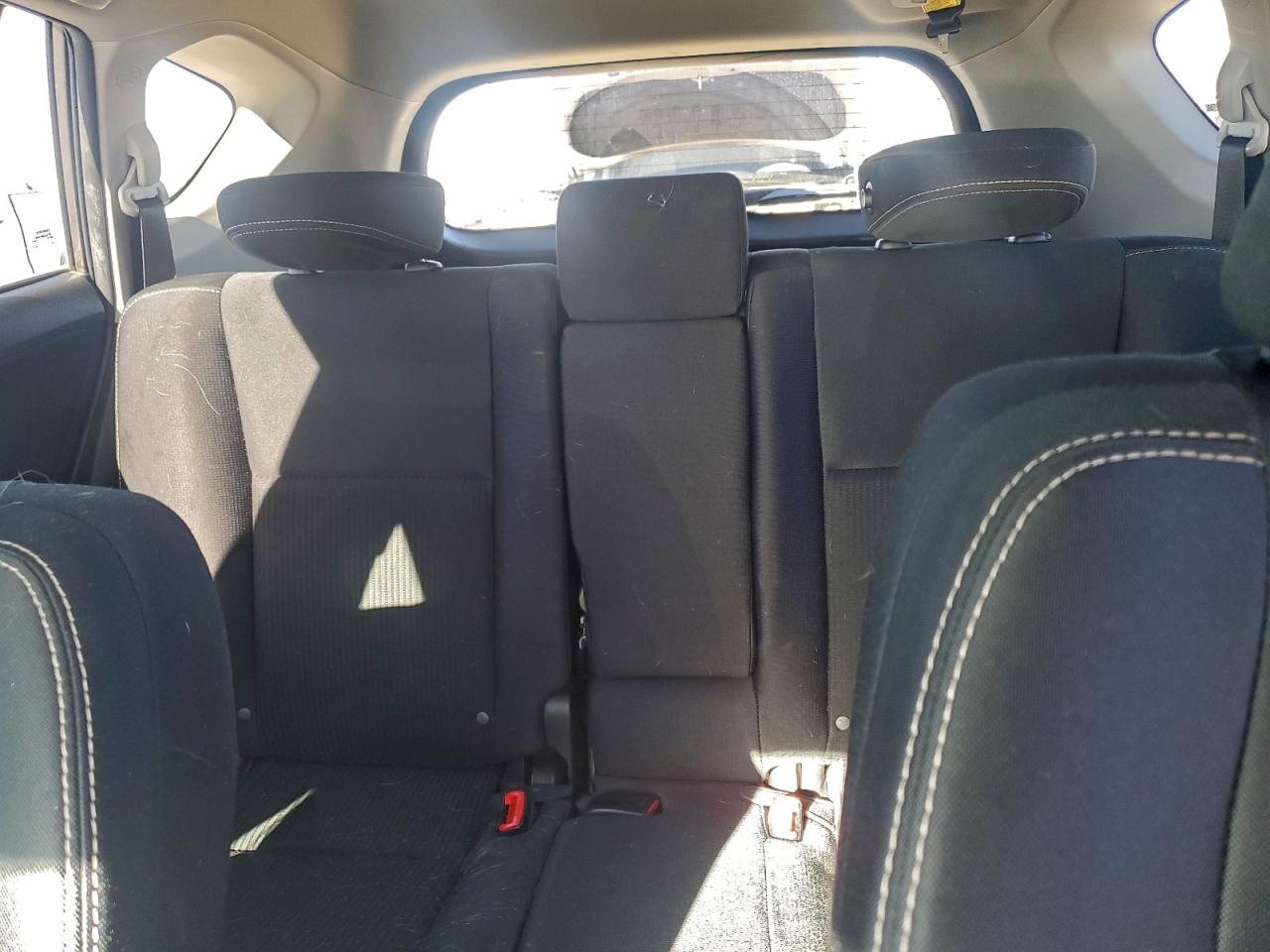 Toyota RAV4 Xle Image 6