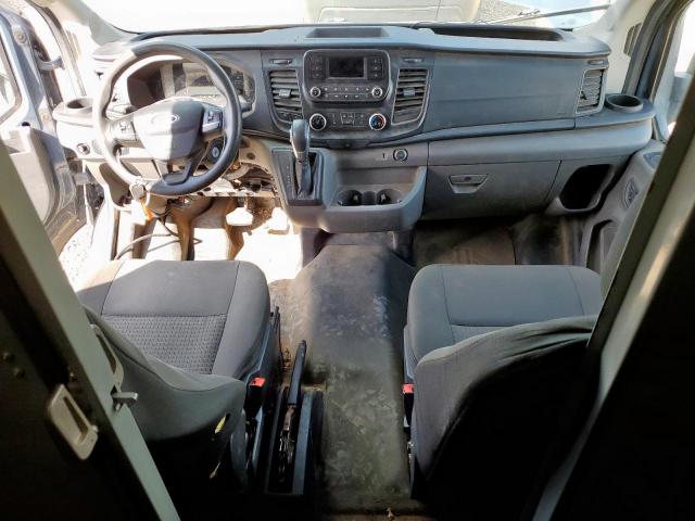 Ford Transit T-250 Image 6