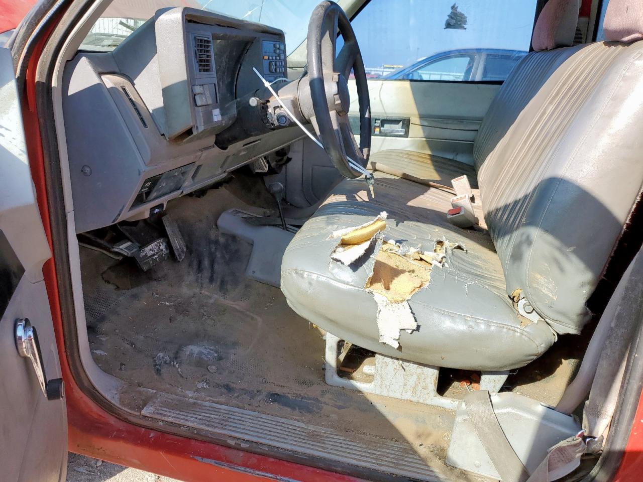 Chevrolet Gmt K1500 Image 8