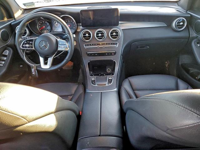 Mercedes-Benz GLC 300 Image 9