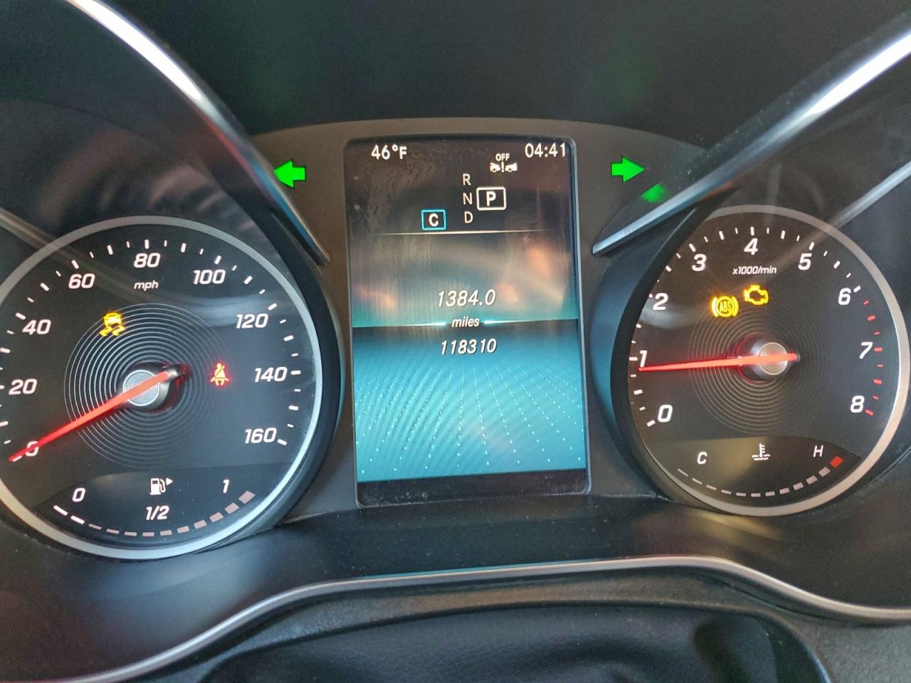 Mercedes-Benz GLC 300 Image 3