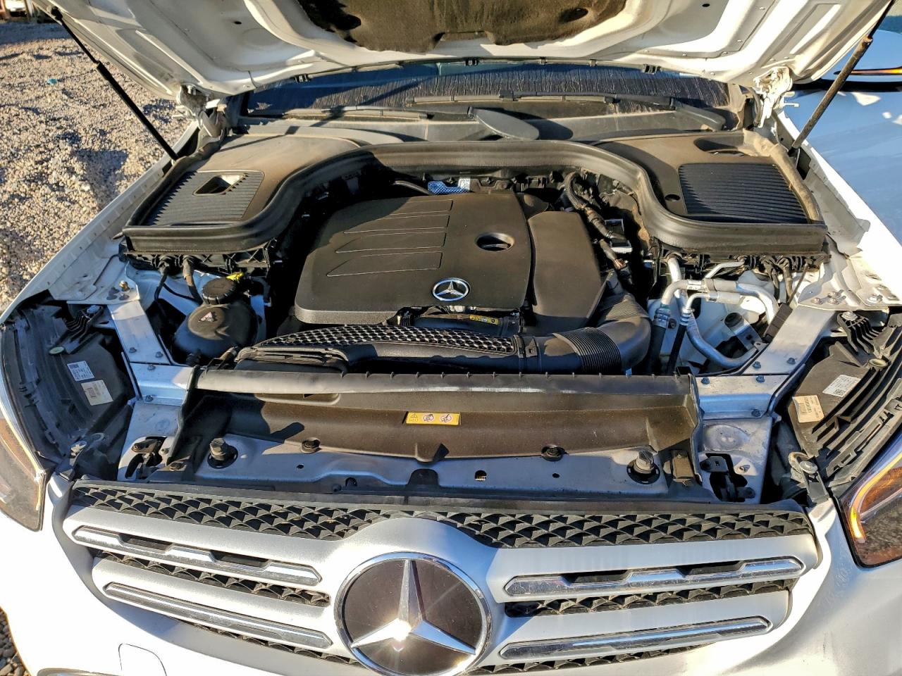 Mercedes-Benz GLC 300 Image 11