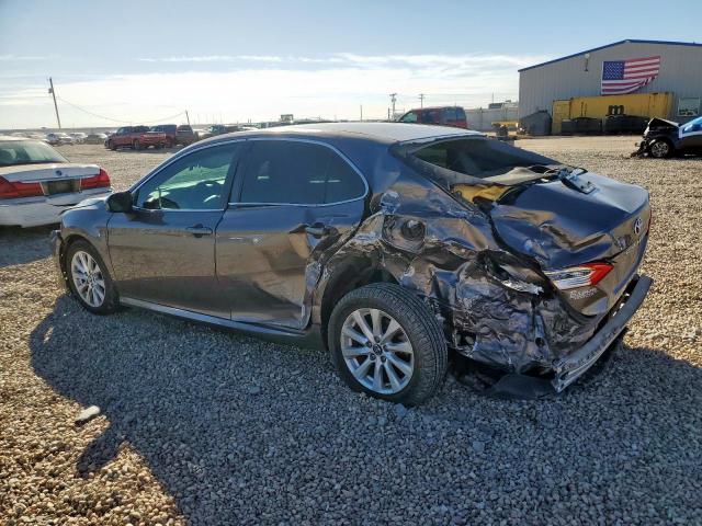 Toyota Camry L Image 4