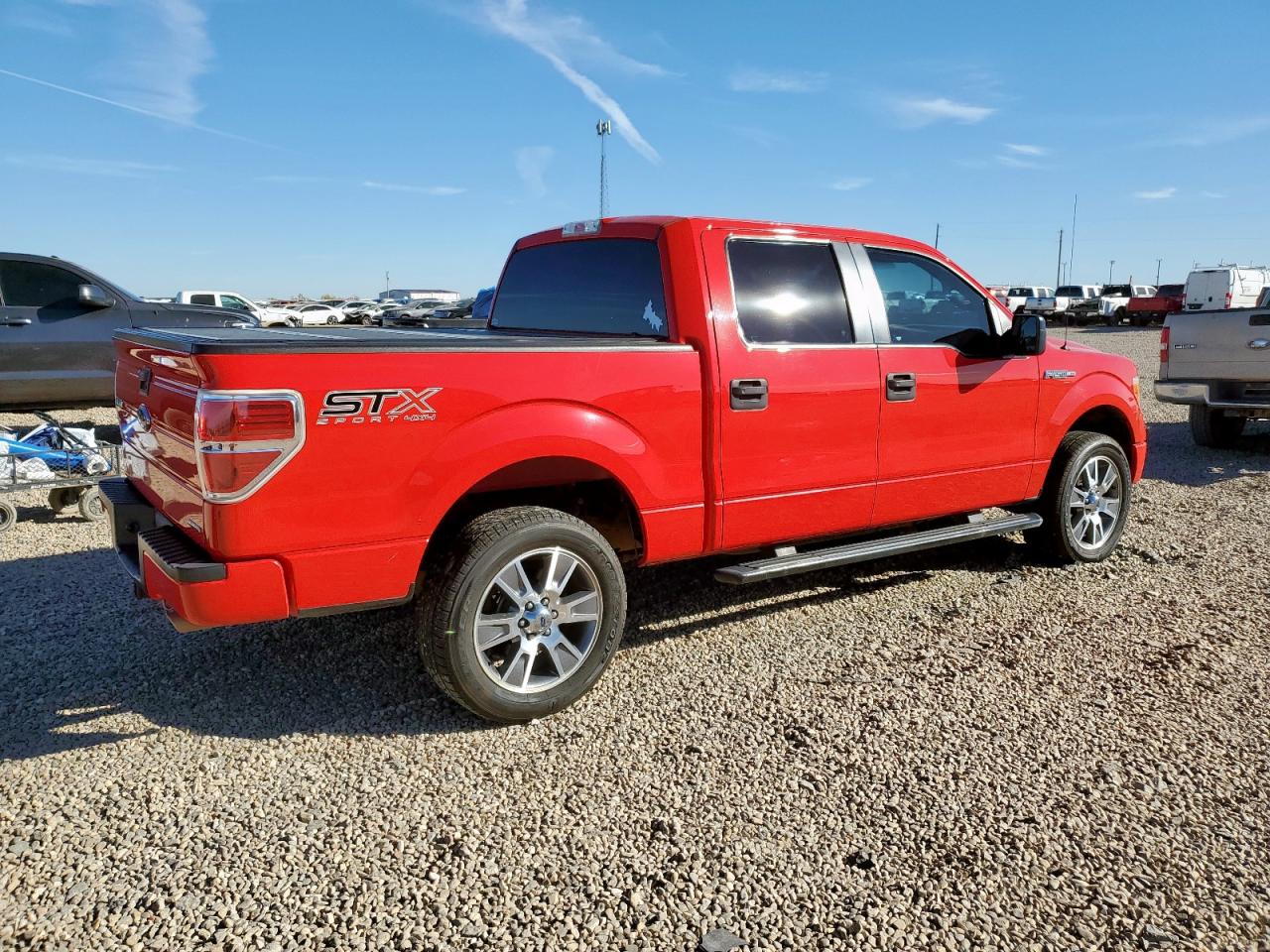 Ford F-150 Supercrew Image 10