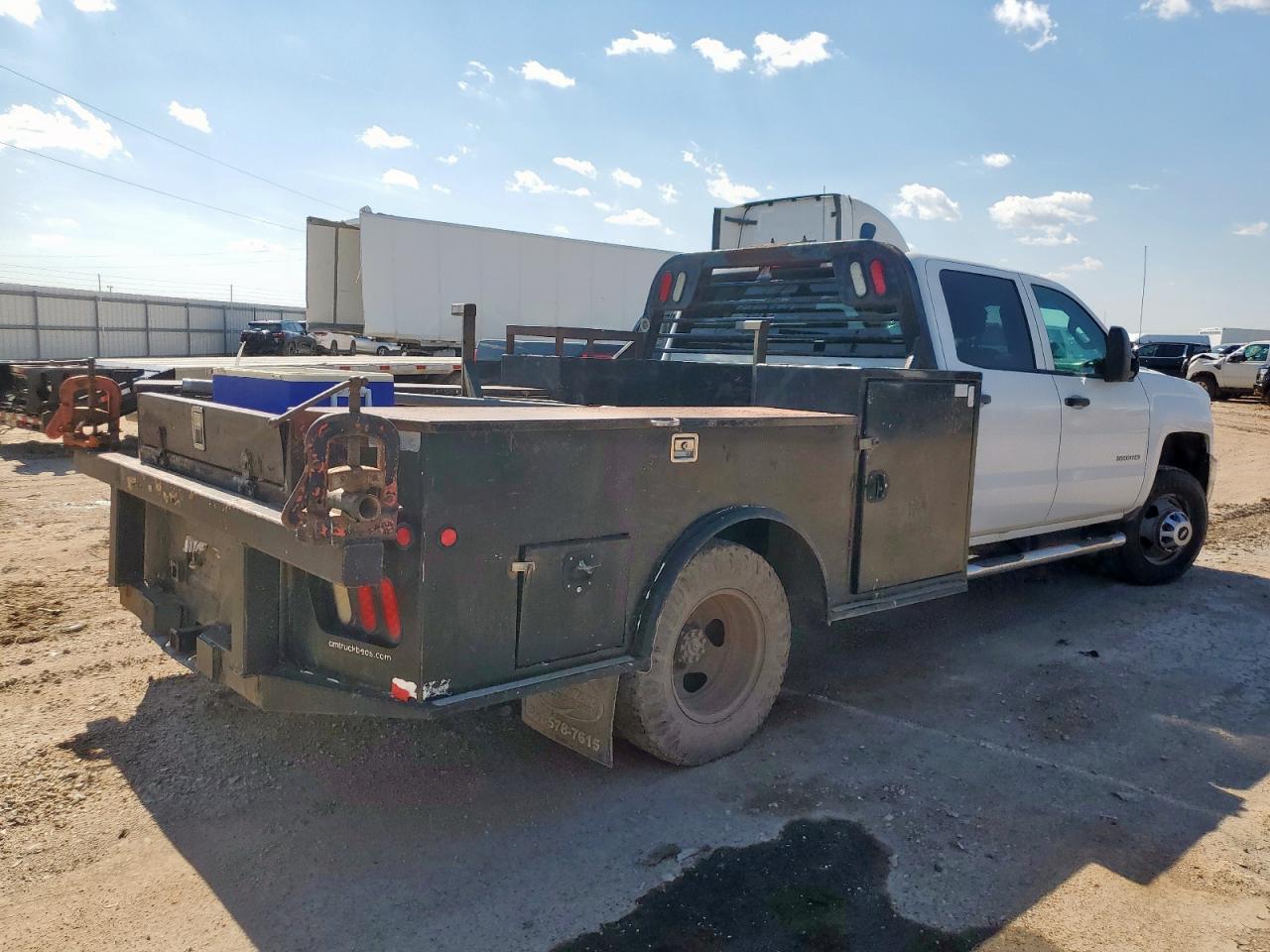 Chevrolet Silverado C3500 Image 6