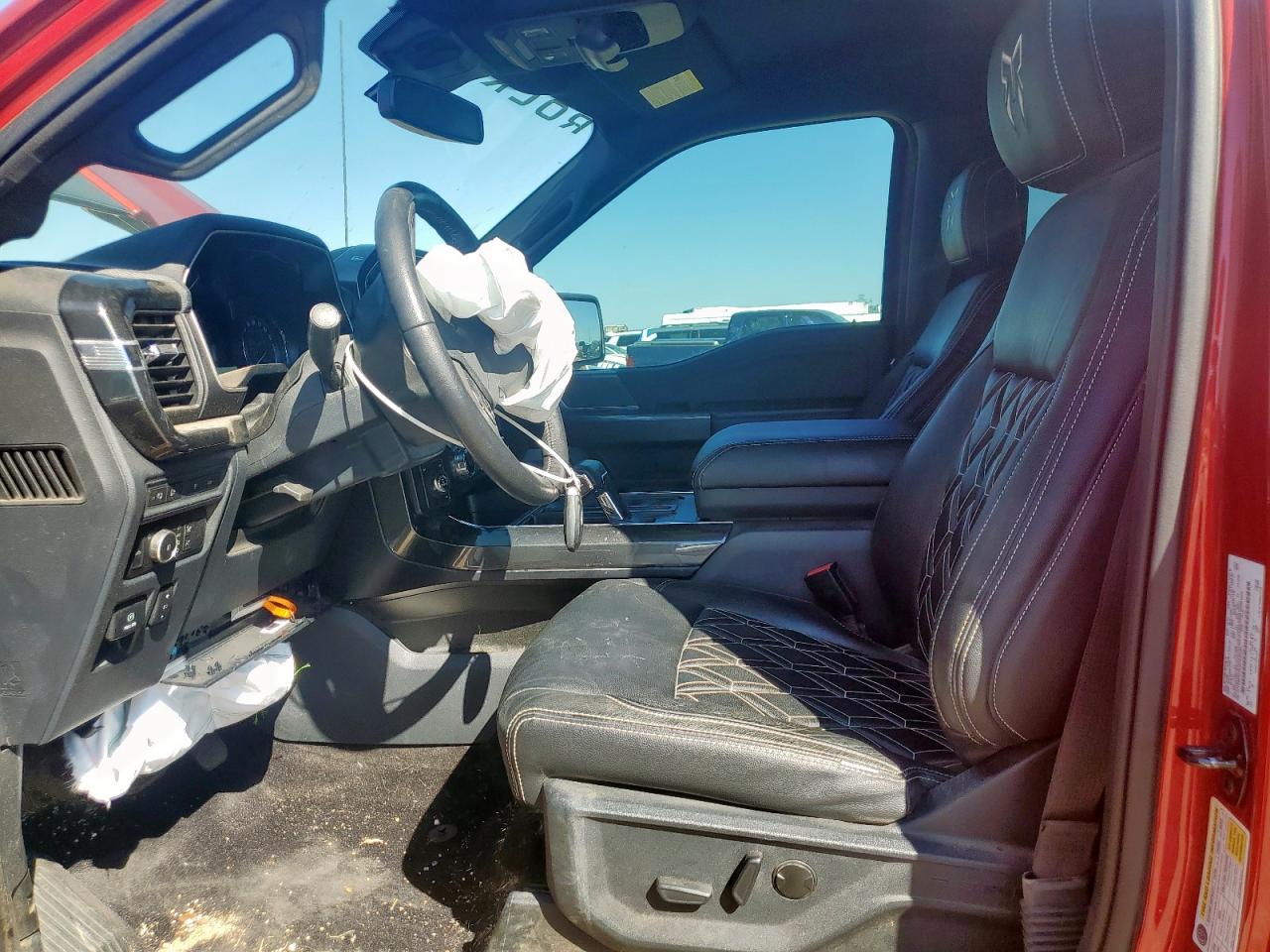 Ford F-150 Supercrew Image 2