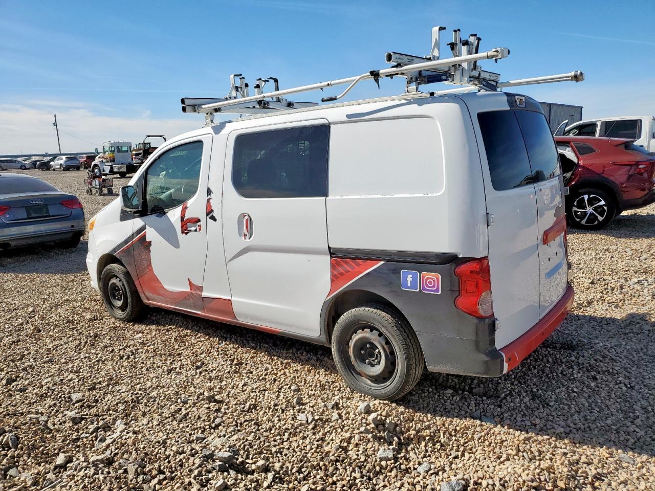 Chevrolet Express Lt Image 8