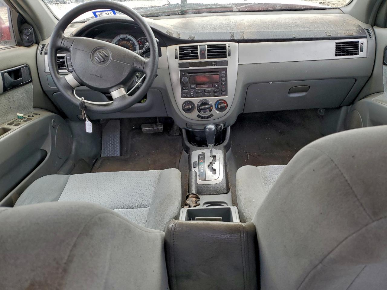 Suzuki Forenza S Image 2