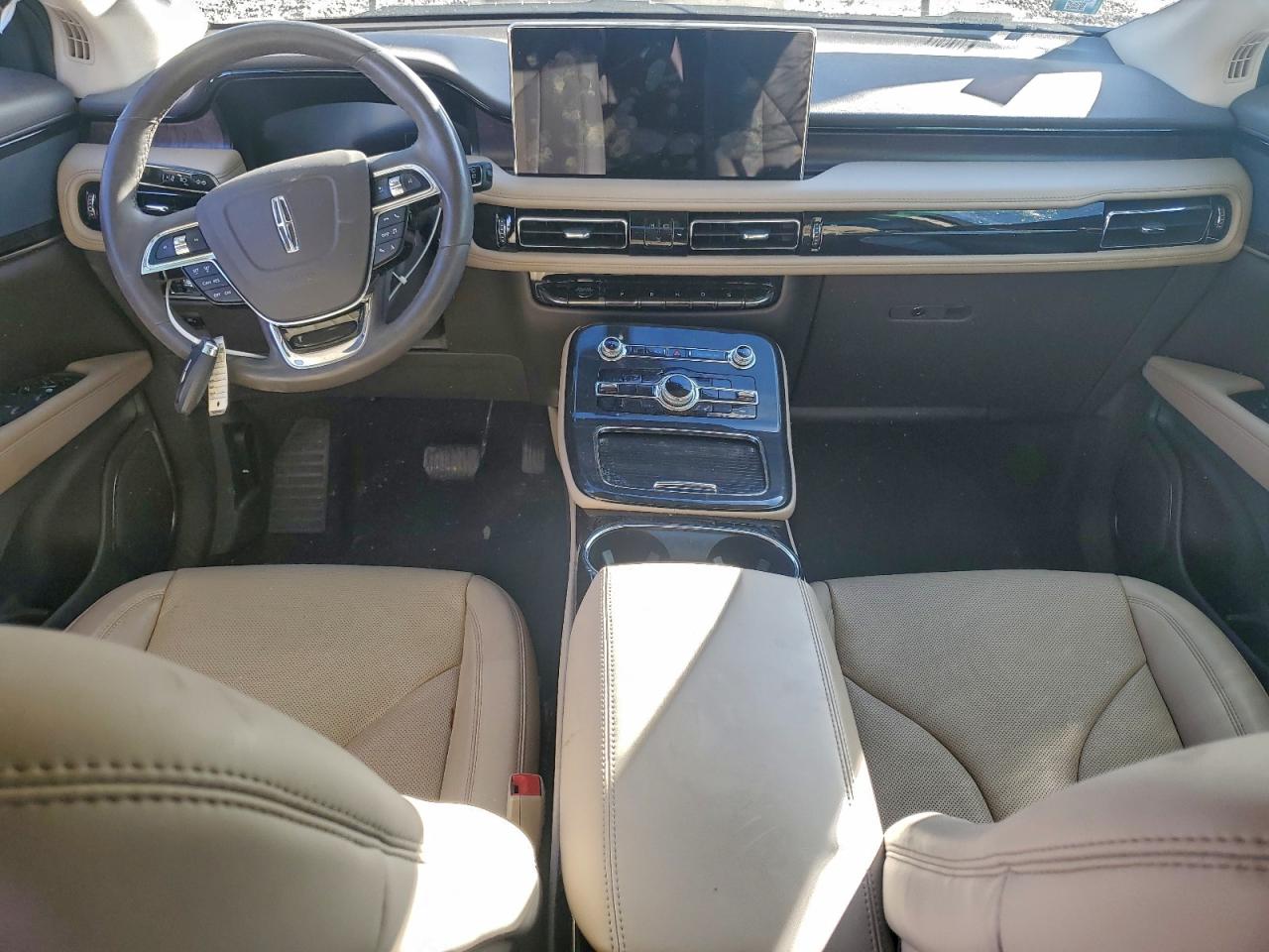 Lincoln Nautilus Reserve Image 3