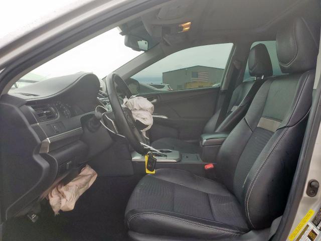 Toyota Camry Se Image 3