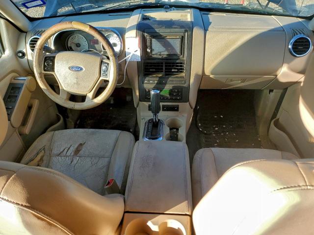 Ford Explorer Limited Image 8