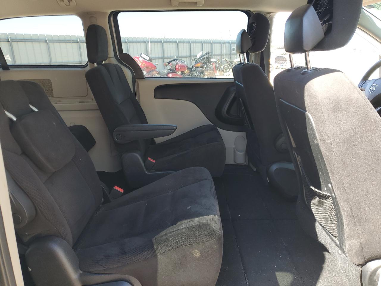 Dodge Caravan Se Image 9