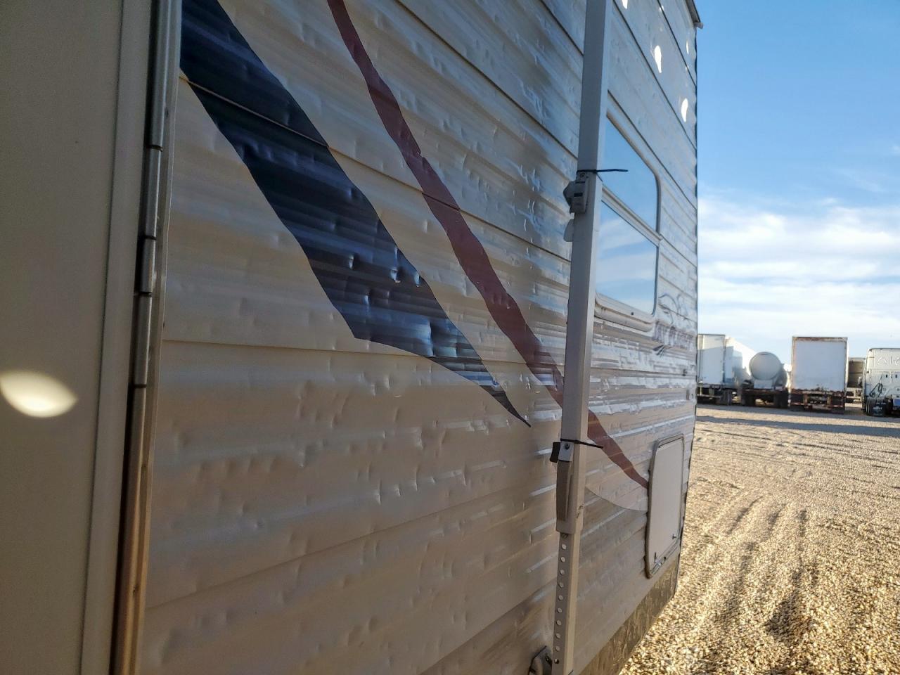 Jay Jayflight Image 5