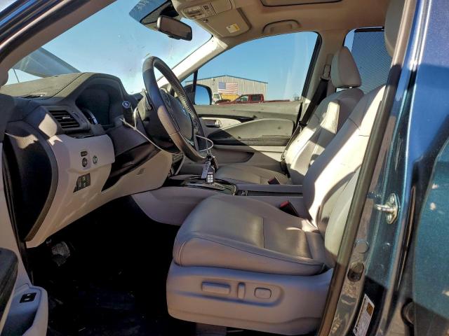 Honda Pilot Touring Image 3