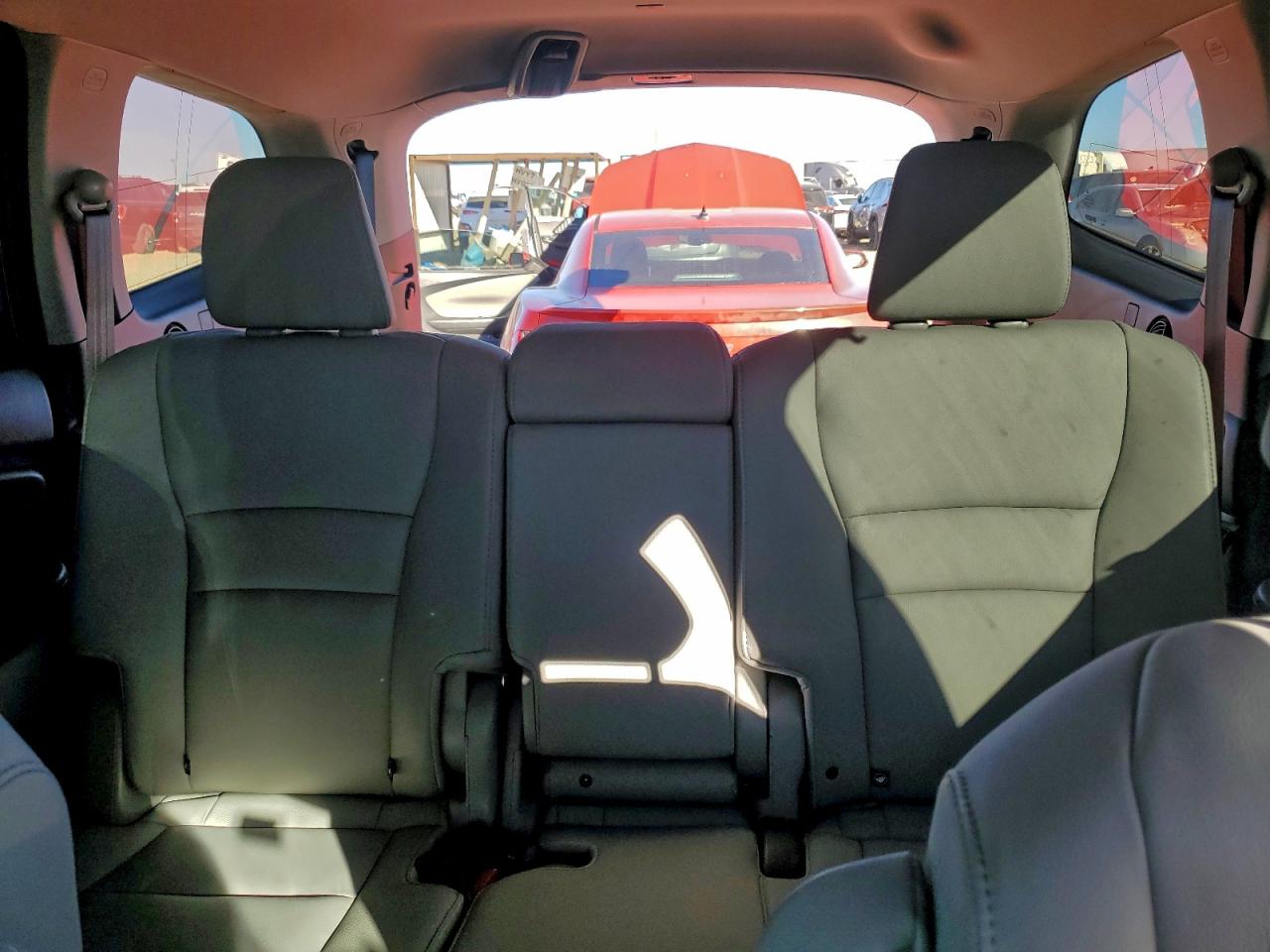 Honda Pilot Touring Image 9