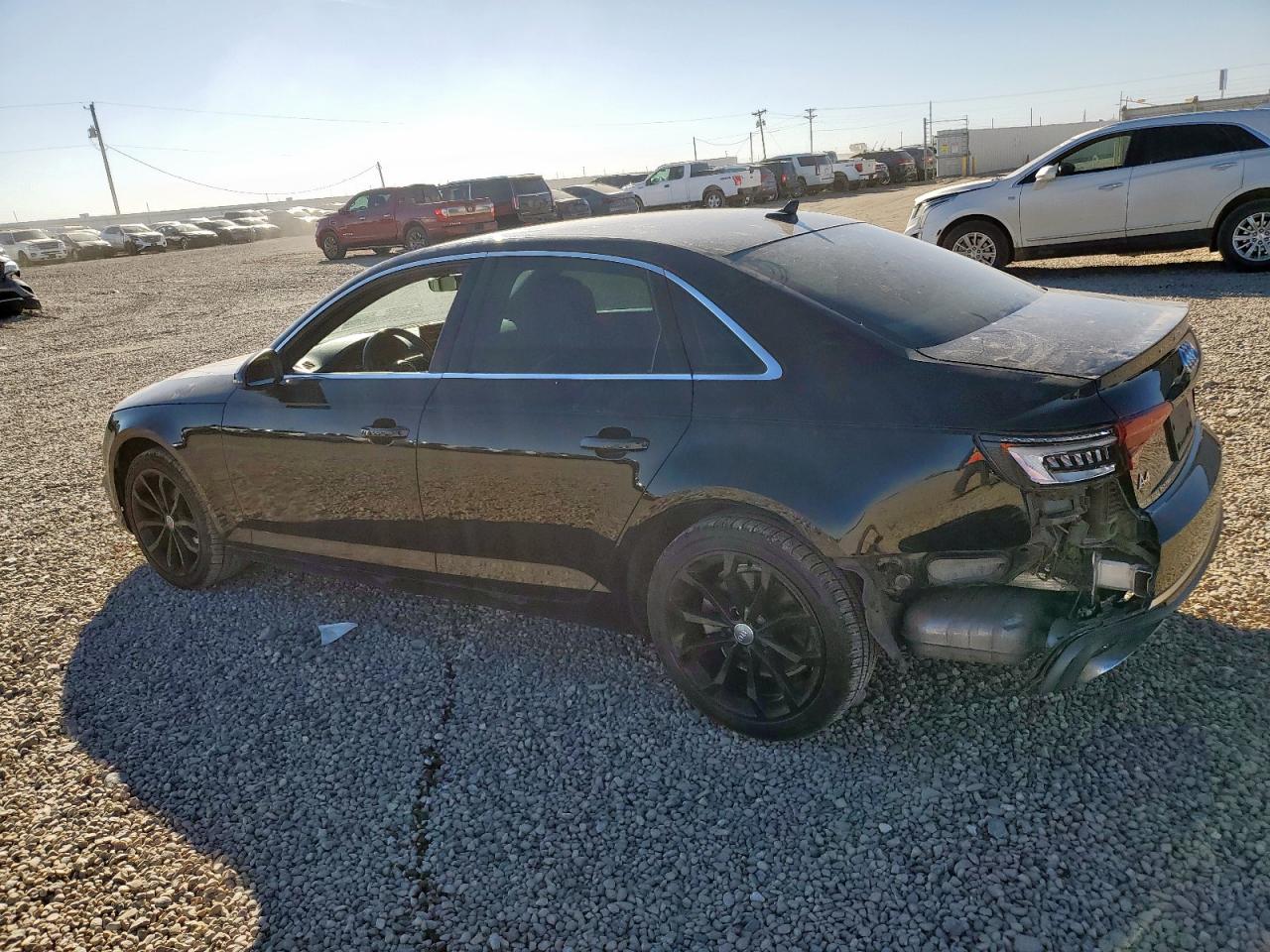 Audi A4 Premium Image 12