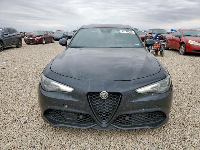 Alfa Romeo Giulia Image 2