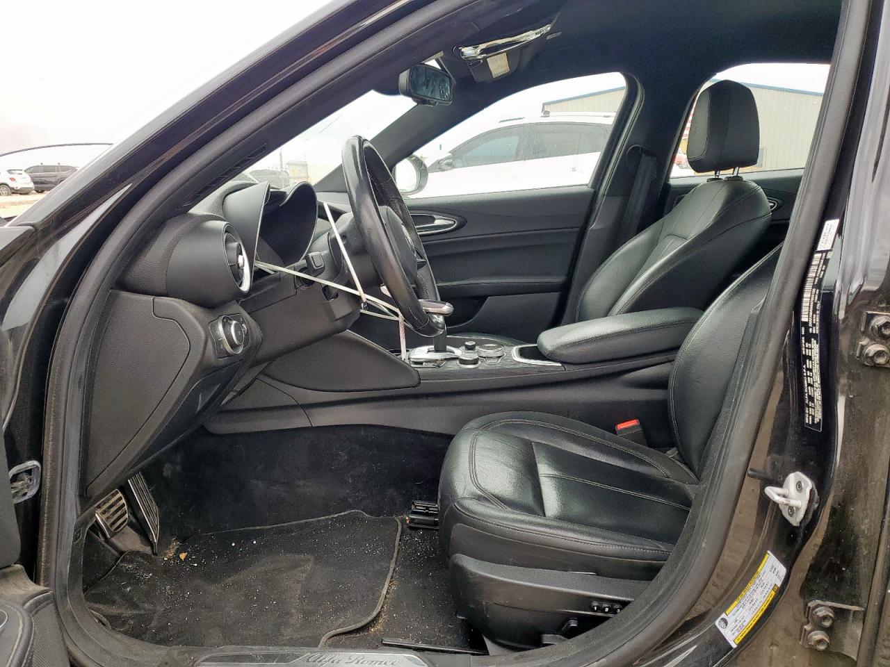 Alfa Romeo Giulia Image 8