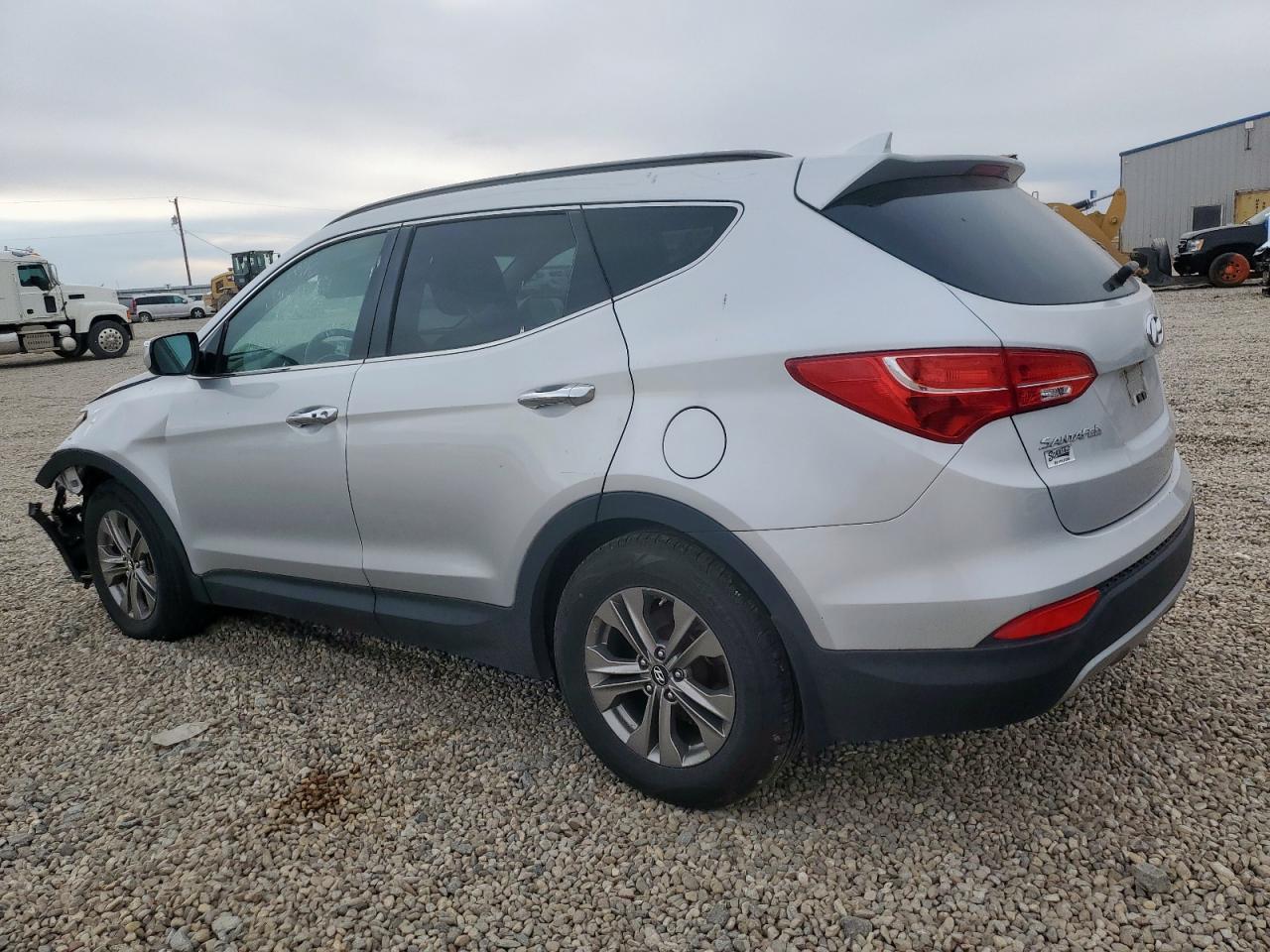 Hyundai SANTA FE Image 10