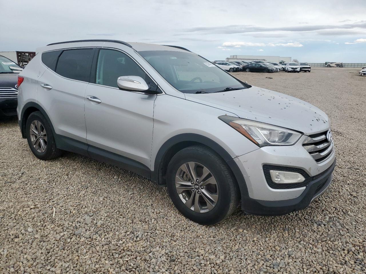 Hyundai SANTA FE Image 5