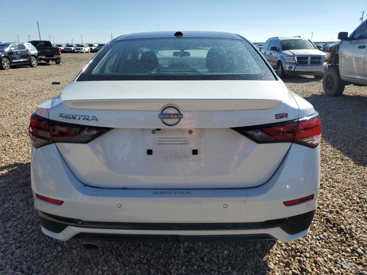 Nissan Sentra Sr Image 4