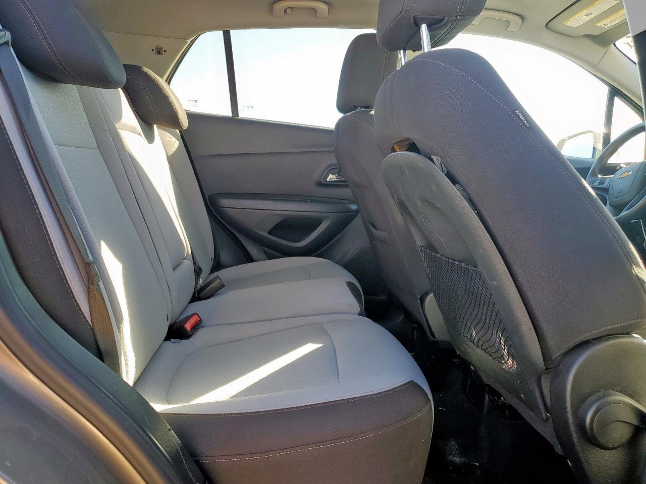 Chevrolet Trax Ls Image 5