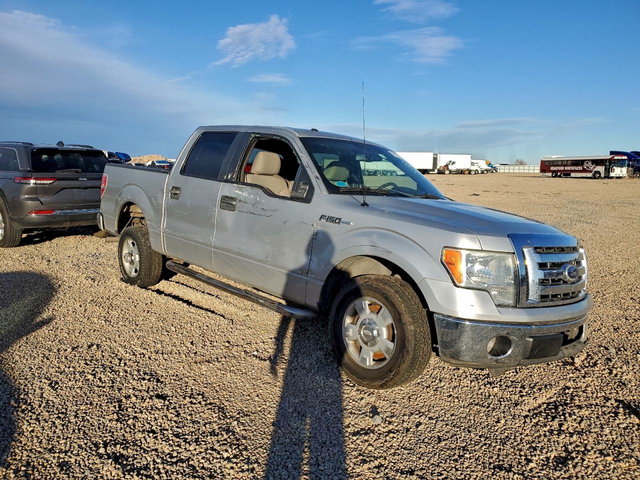 Ford F-150 Supercrew Image 7