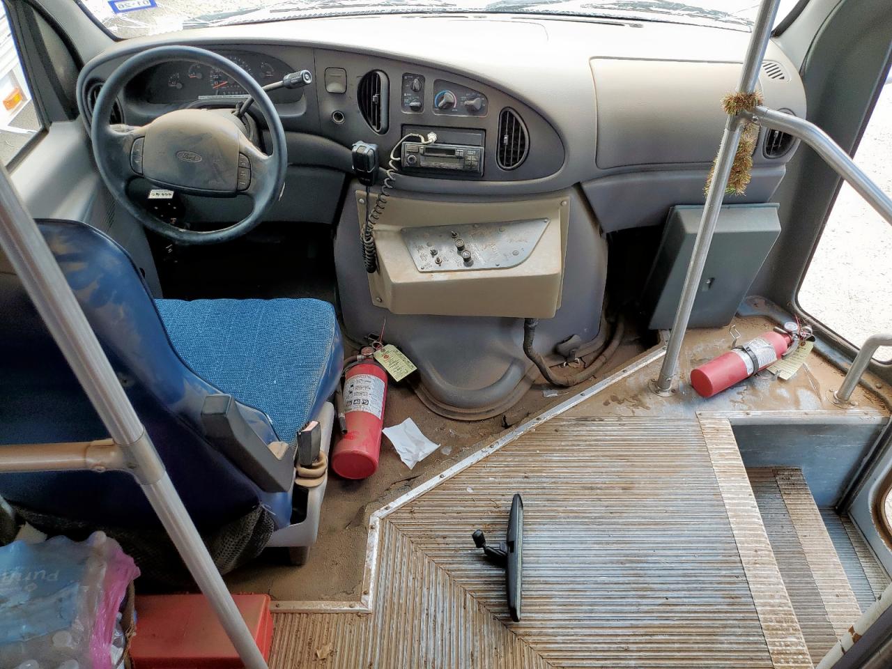 Ford Econoline E450 Super Duty Cutaway Van Rv Image 12