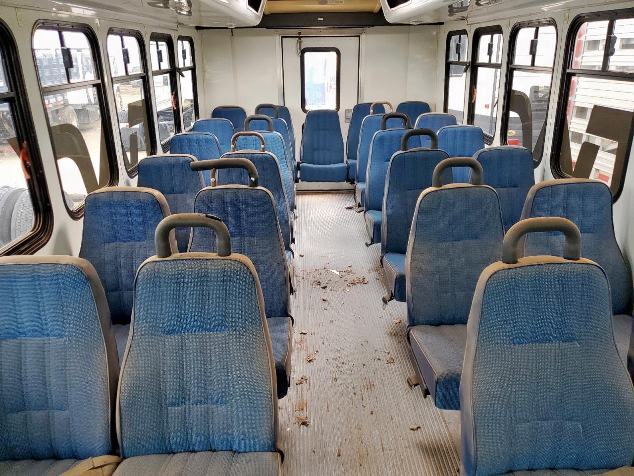 Ford Econoline E450 Super Duty Cutaway Van Rv Image 6