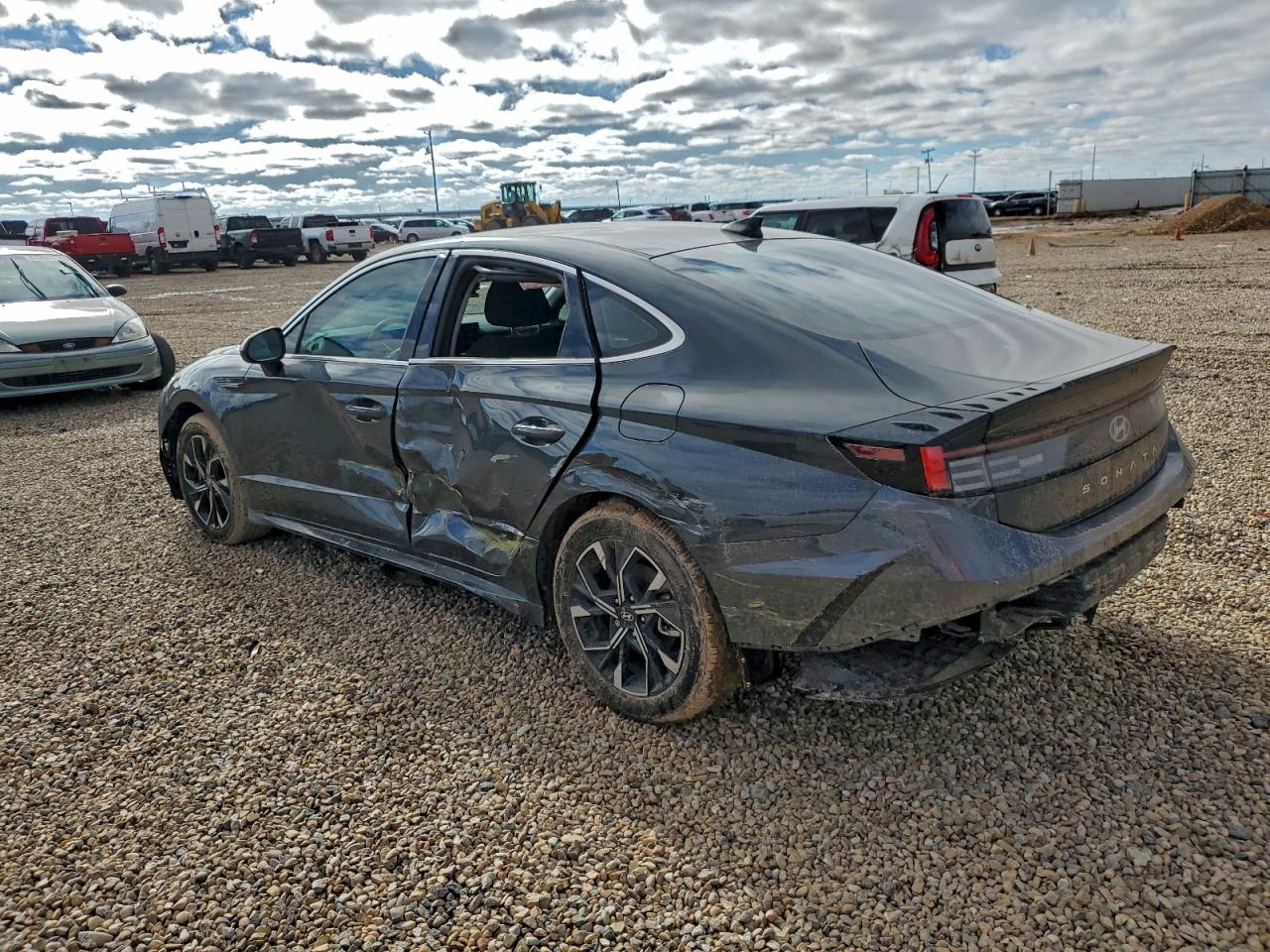 Hyundai SONATA Sel Image 2