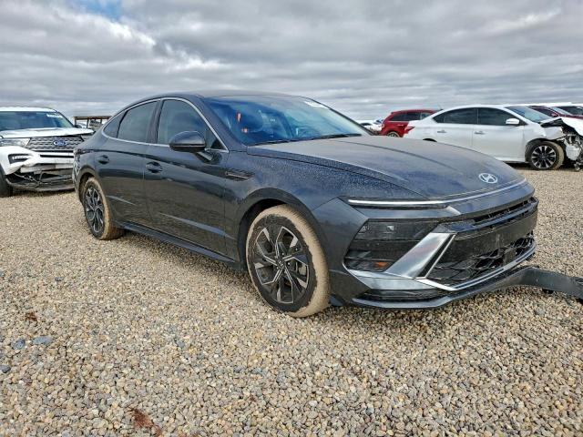 Hyundai SONATA Sel Image 9