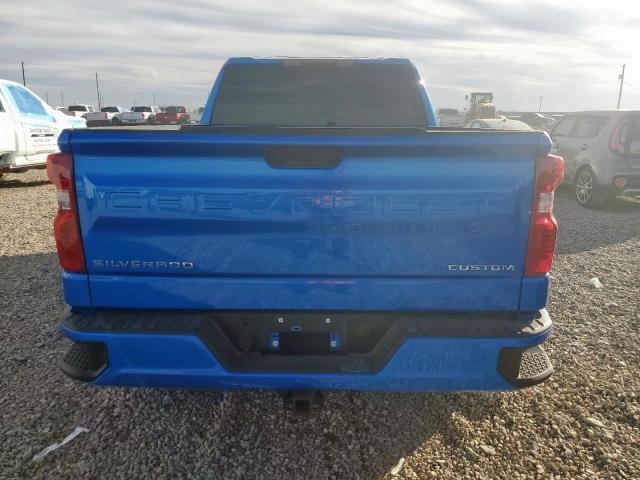 Chevrolet Silverado C1500 Custom Image 11