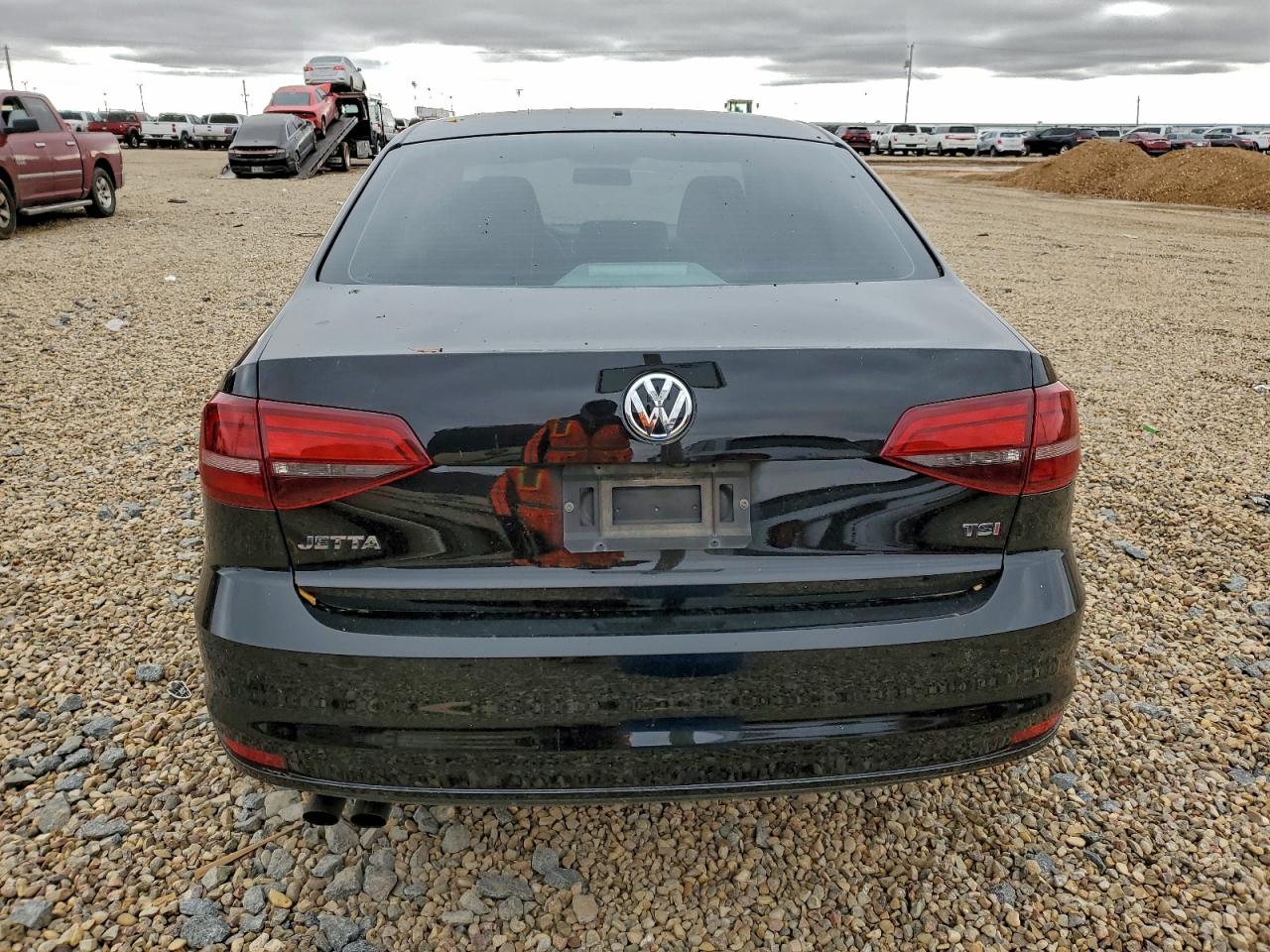 Volkswagen Jetta S Image 10